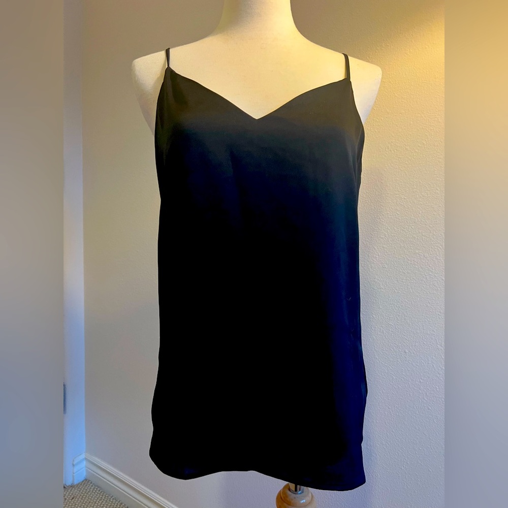 Like new Banana Republic lined camisole
